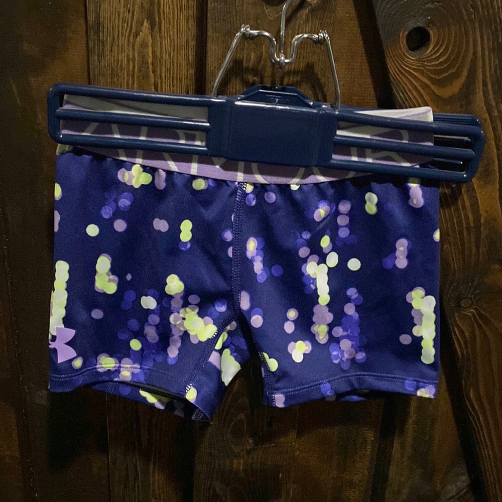 Purple Girls Under Armour Bike Shorts size small